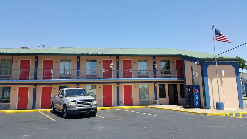 Budget Inn - Washington 외부 사진